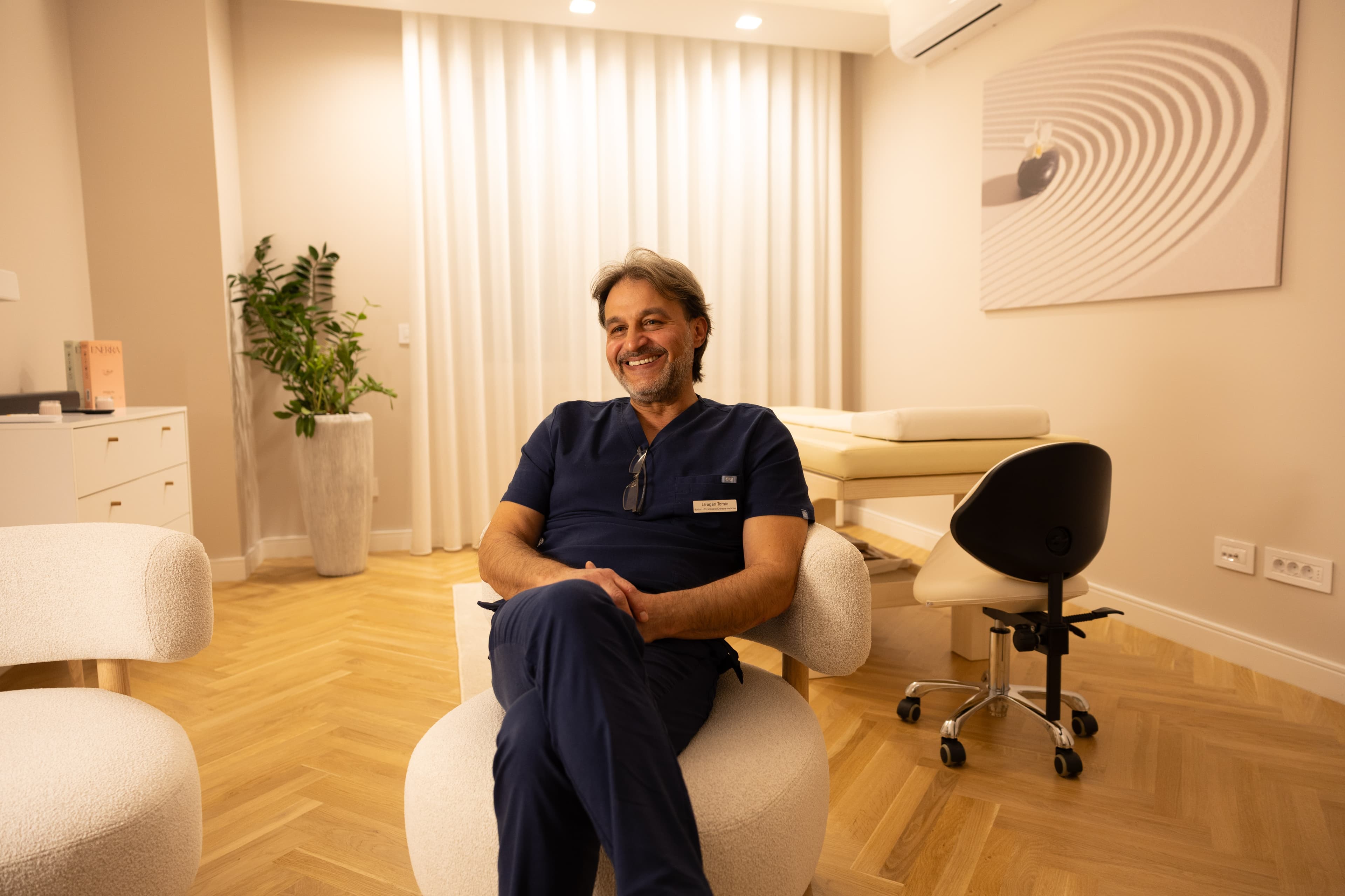 Naš osnivač Dr Dragan Tomić